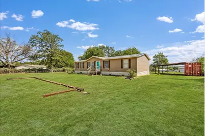 107 Hidden View Court, Springtown, TX 76082 - Photo 3