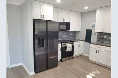 206 Springbranch Drive, Garland, TX 75043 - Photo 7