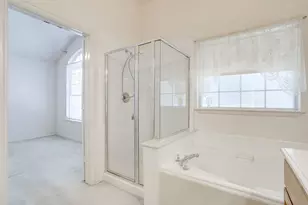 2742 Lakeside Dr, Burleson, TX 76028 - Photo 27