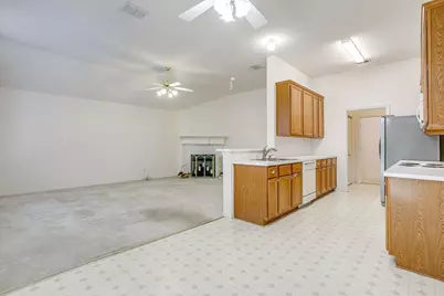 2742 Lakeside Drive, Burleson, TX 76028 - Photo 19