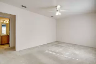 2742 Lakeside Dr, Burleson, TX 76028 - Photo 33