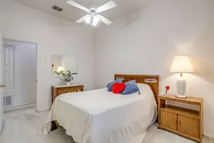 2742 Lakeside Dr, Burleson, TX 76028 - Photo 9