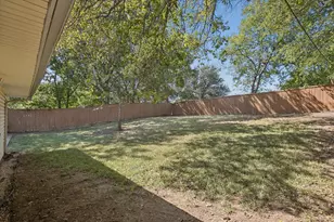 1113 2nd St, Grand Prairie, TX 75051 - Photo 27