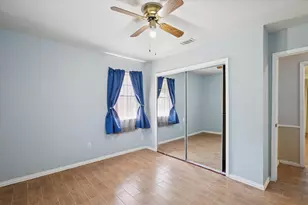 1113 2nd St, Grand Prairie, TX 75051 - Photo 21