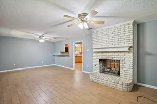 1113 2nd St, Grand Prairie, TX 75051 - Photo 11