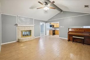 1113 2nd St, Grand Prairie, TX 75051 - Photo 3