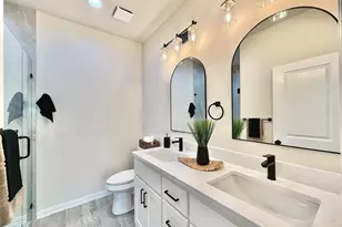 5507 San Jacinto Dr, Granbury, TX 76048 - Photo 11