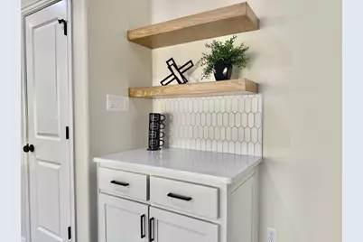 5507 San Jacinto Drive, Granbury, TX 76048 - Photo 9