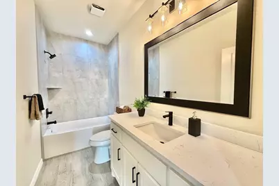 5507 San Jacinto Drive, Granbury, TX 76048 - Photo 13