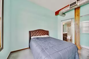 2502 Live Oak St, Dallas, TX 75204 - Photo 9