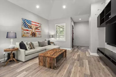 8225 Ashbriar Lane, Fort Worth, TX 76126 - Photo 33