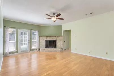 9410 Chimneywood Drive, Rowlett, TX 75089 - Photo 7