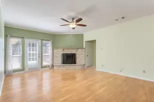 9410 Chimneywood Dr, Rowlett, TX 75089 - Photo 7