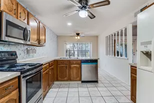 1109 Lesa Ln, Garland, TX 75042 - Photo 11