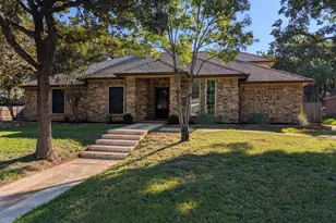 3 Valley Wood Ct, Trophy Club, TX 76262 - Photo 3