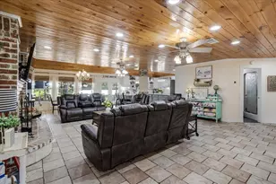 6130 Peninsula Cir, Athens, TX 75752 - Photo 11