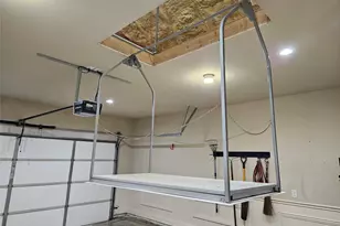 1902 Lea Crest Dr, Dallas, TX 75216 - Photo 33