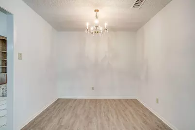 8605 Marys Creek Drive, Benbrook, TX 76116 - Photo 17