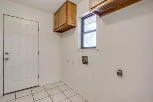 8605 Marys Creek Dr, Benbrook, TX 76116 - Photo 27