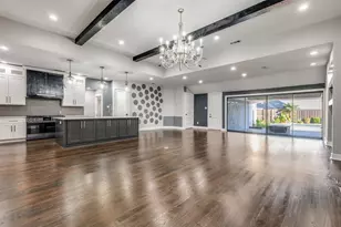 9405 Rocky Branch Dr, Dallas, TX 75243 - Photo 9