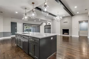 9405 Rocky Branch Dr, Dallas, TX 75243 - Photo 17