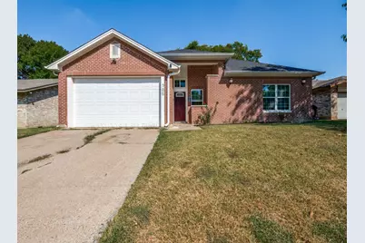 705 Lynnfield Drive, Arlington, TX 76014 - Photo 1