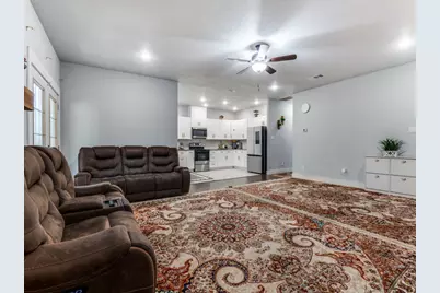 705 Lynnfield Drive, Arlington, TX 76014 - Photo 7