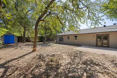 615 Whisperview Circle, Granbury, TX 76049 - Photo 19