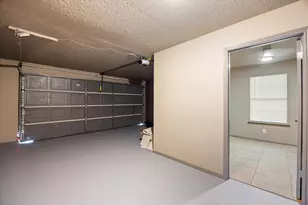 615 Whisper View Cir, Granbury, TX 76049 - Photo 17