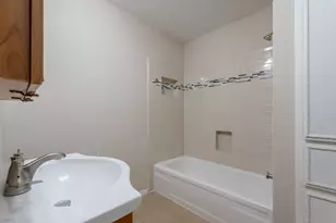 1011 John Reagan St, Benbrook, TX 76126 - Photo 27