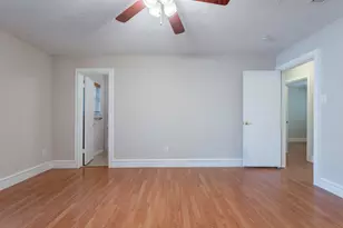 1011 John Reagan St, Benbrook, TX 76126 - Photo 19