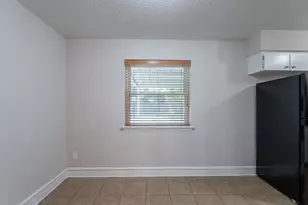 1011 John Reagan St, Benbrook, TX 76126 - Photo 15