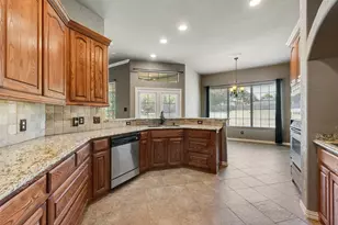 132 Silver Rose Blvd, Burleson, TX 76028 - Photo 11