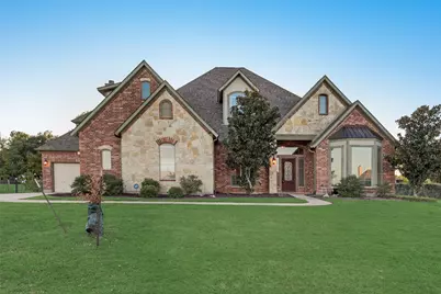 132 Silver Rose Boulevard, Burleson, TX 76028 - Photo 3