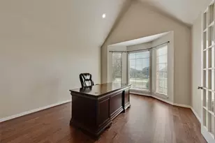 132 Silver Rose Blvd, Burleson, TX 76028 - Photo 7