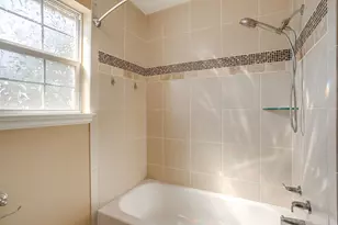 7036 Crabtree Ln, North Richland Hills, TX 76182 - Photo 23