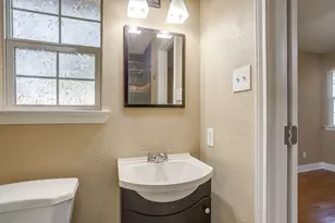 7036 Crabtree Ln, North Richland Hills, TX 76182 - Photo 19