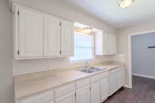 1030 Warden St, Benbrook, TX 76126 - Photo 9