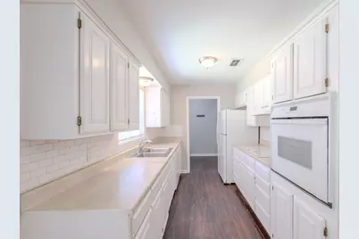 1030 Warden Street, Benbrook, TX 76126 - Photo 7