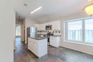 822 Orian Dr, Mesquite, TX 75181 - Photo 11