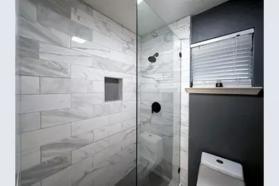 8418 Towneship Lane, Dallas, TX 75243 - Photo 17