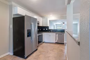 10033 Casa Oaks Dr, Dallas, TX 75228 - Photo 9