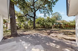 671 Cedarcliff Dr, Dallas, TX 75217 - Photo 33