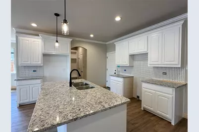 709 Bass Lake Lane, Cleburne, TX 76033 - Photo 5