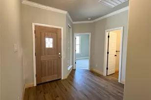 709 Bass Lk Ln, Cleburne, TX 76033 - Photo 3