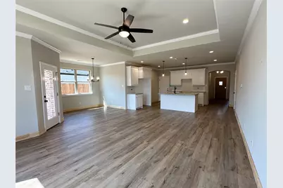 709 Bass Lake Lane, Cleburne, TX 76033 - Photo 9