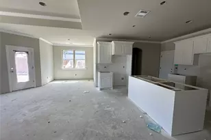 709 Bass Lk Ln, Cleburne, TX 76033 - Photo 3