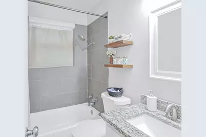 2002 Meadow Lane, Arlington, TX 76010 - Photo 23