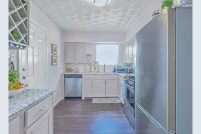 2002 Meadow Lane, Arlington, TX 76010 - Photo 7