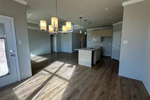 710 Broken Bow Ln, Cleburne, TX 76033 - Photo 3